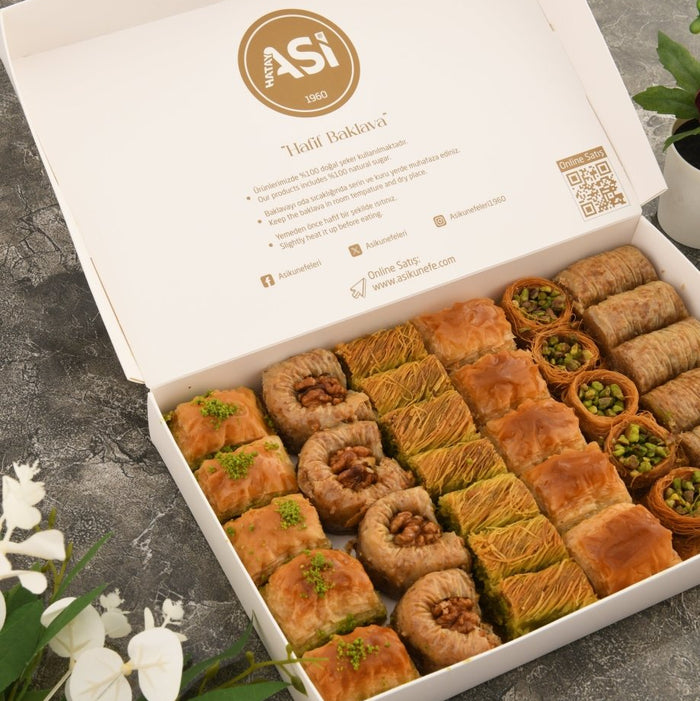 Asi | Gourmet Assorted Baklava with Pistachio and Walnut - TryAladdin