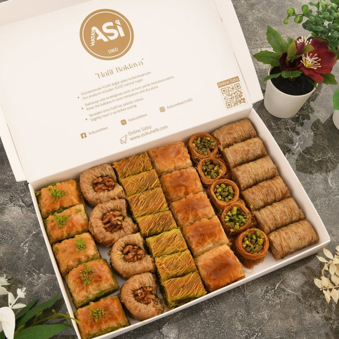 Asi | Gourmet Assorted Baklava with Pistachio and Walnut - TryAladdin