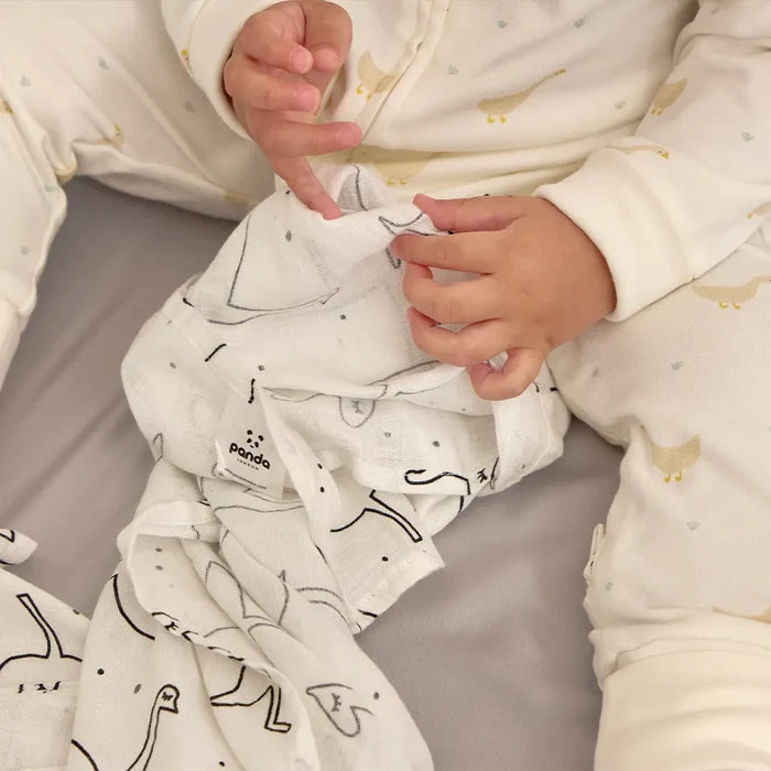 [MuslinSquaresFreckles] Baby_Bamboo_Muslins_2_-_Muslin Freckles