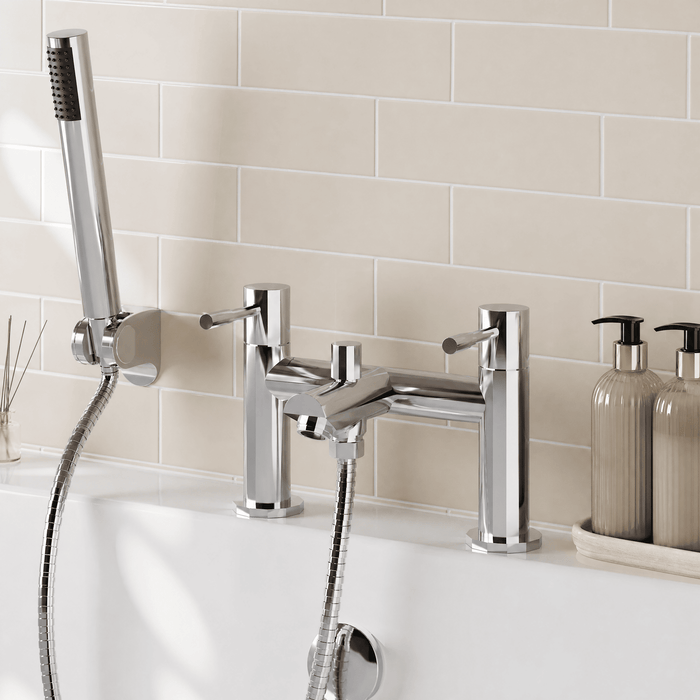 [BTEV314] Balterley Evian Round Deck Mounted Bath Shower Mixer Tap with Shower Kit - Chrome - Lifestyle 1