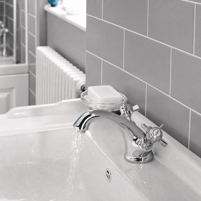 [BTKI305X] Balterley Hanchurch Traditional Mono Basin Mixer Tap - Chrome or Brushed Brass - Lifestyle 1