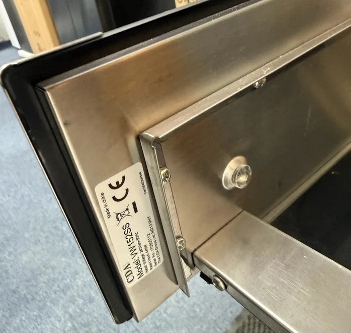 CDA VW152SS (98) 14cm Warming Drawer in Black & Stainless Steel - (Ex Display) - HW182298