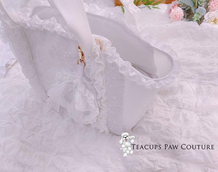 Cinderella's Carriage Luxury Dog Carrier