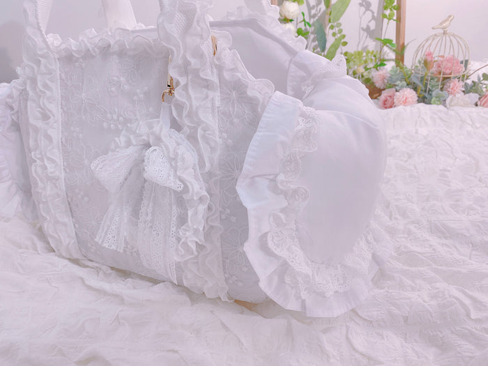 Cinderella's Carriage Luxury Dog Carrier
