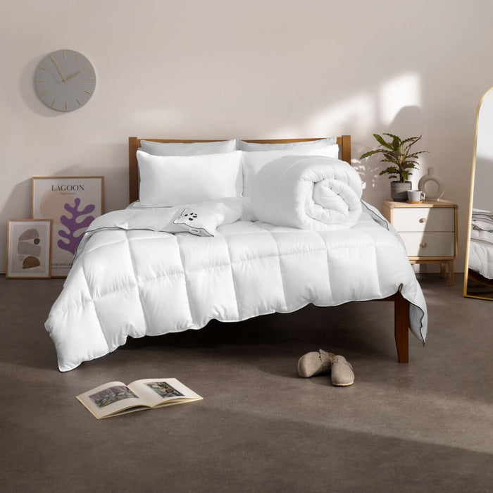 [CloudDuvet] Panda Cloud Duvet Winter on the bed lifestyle image