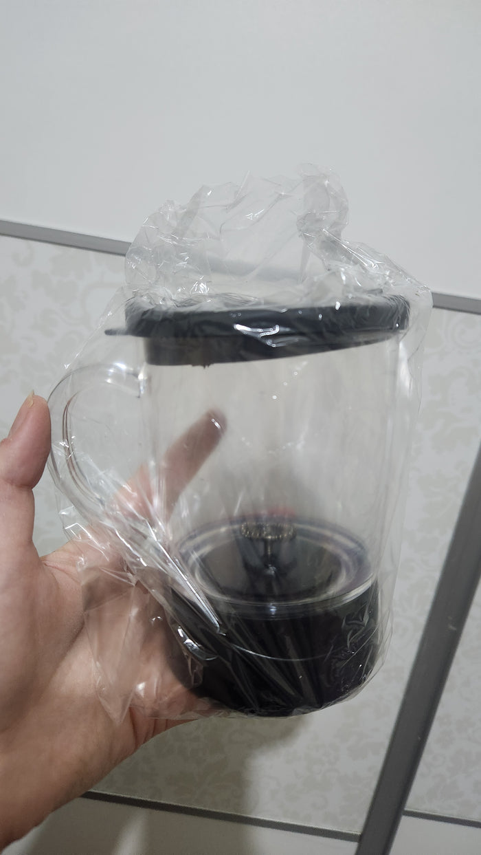 "Coffee Magic" frothing mug