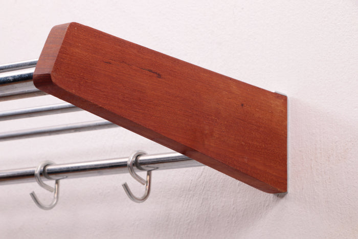 Deens Design Teakhouten Wand kapstok met chrome haken,60s.