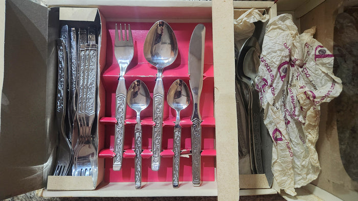 Dimona Israeli Flatware Set 18/8 Stainless Steel Cutlery - 6 people