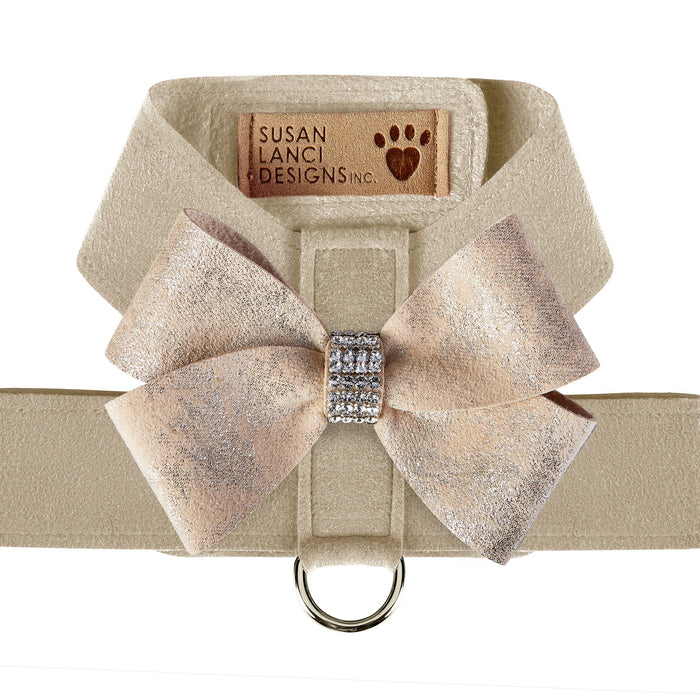 Doe with Champagne Glitzerati Nouveau Bow Tinkie Harness