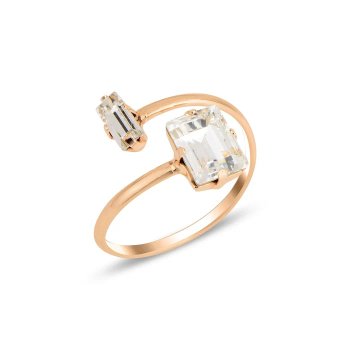 Elegant Minimalist Spiral Ring - Dazzling Sparkle for Any Moment