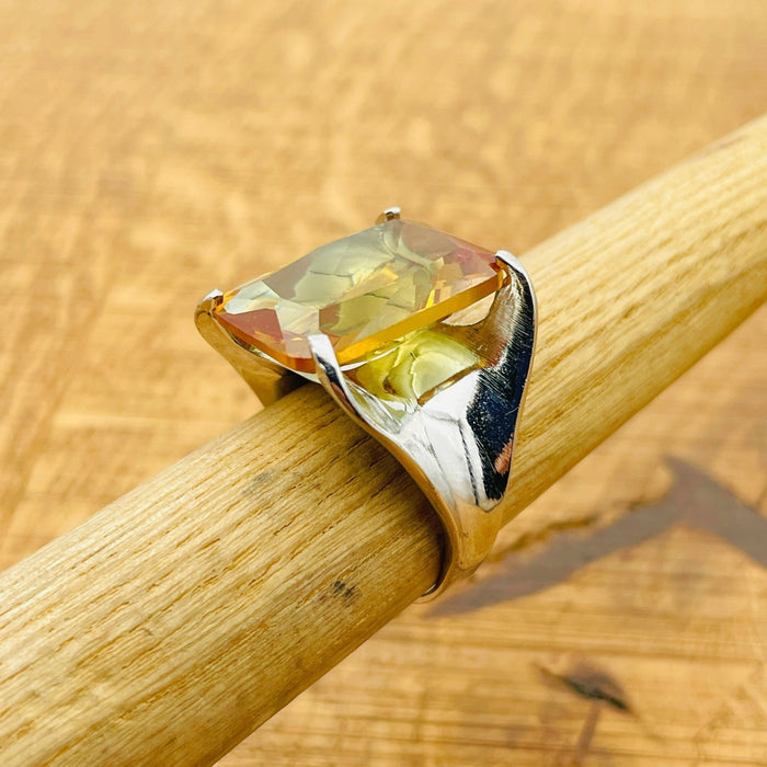 Handmade Turkish Sterling Silver Zultanite Ring - Genuine Color-Changing Gemstone for Women