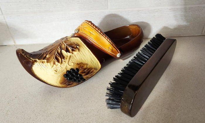 Hanging Shoe Shine Brush Set Decorative Clog Ornament