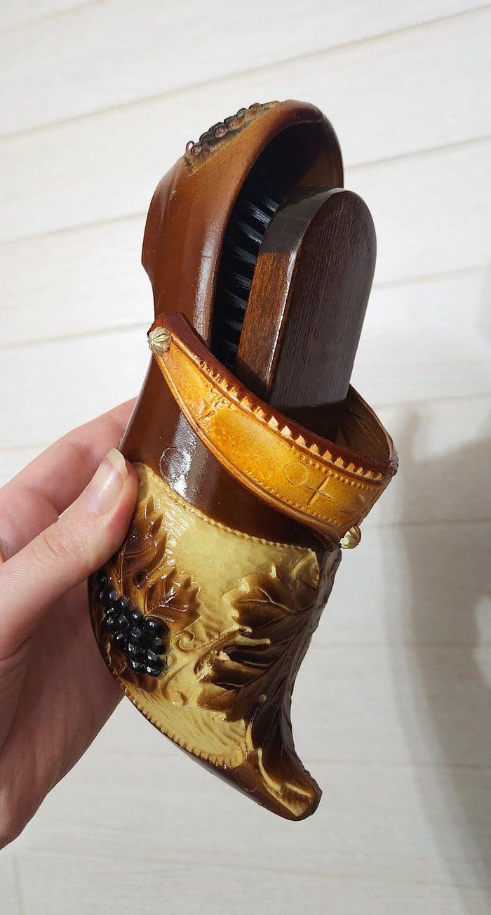 Hanging Shoe Shine Brush Set Decorative Clog Ornament