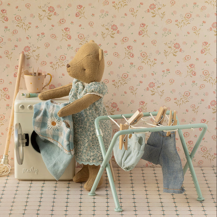 Maileg – Miniature Drying Rack with Pegs
