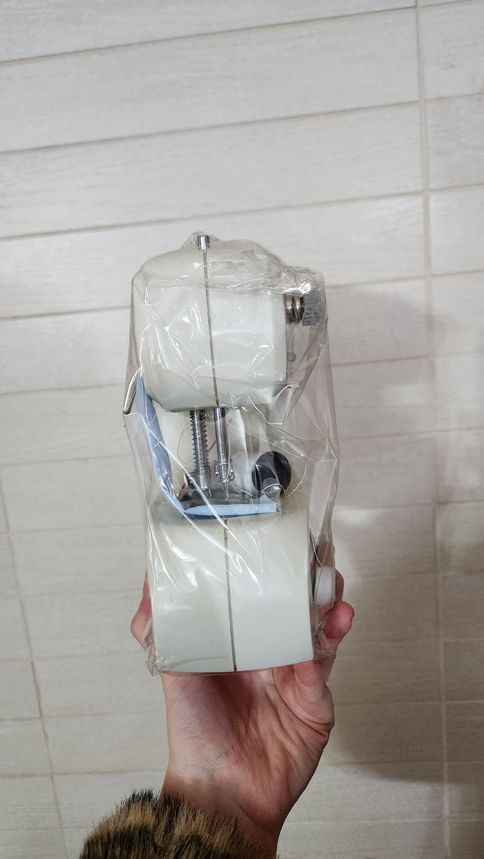 Michley Double Stitch mini sewing machine