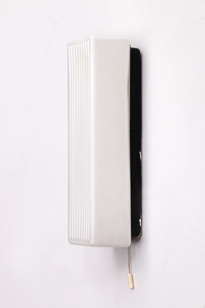 Milk Glass Wall Lamp with Clean Design (1960, Germany)