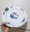 Set of 2 Vintage Arcopal Milk Glass Dinner plates (29 cm)