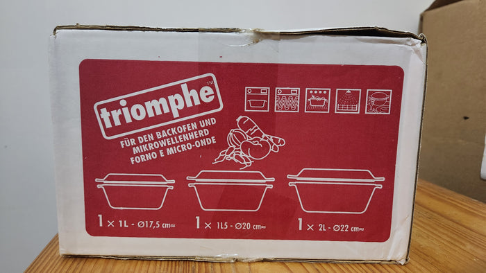 Set of 3 arcopal Triomphe baking and microwave dishes