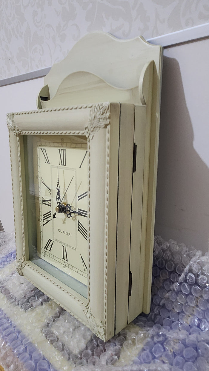 vintage quartz Hanging Letter And Key Holder With Clock - white - Antique Style