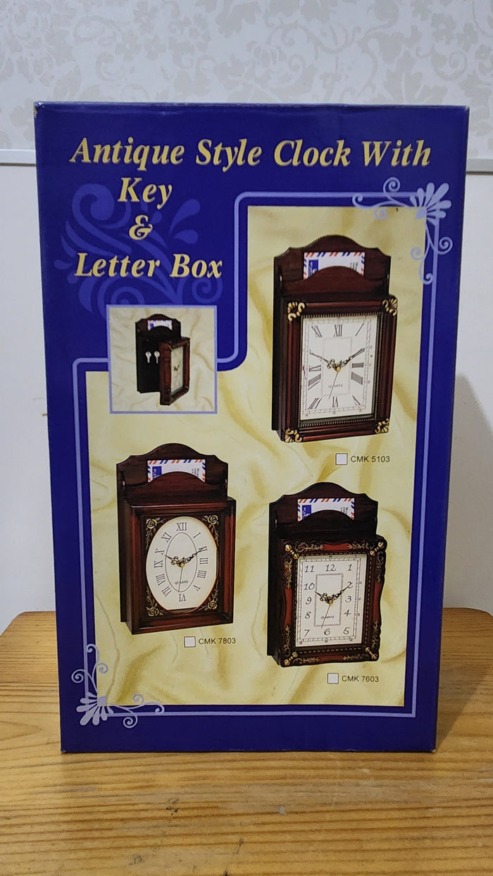 vintage quartz Hanging Letter And Key Holder With Clock - white - Antique Style