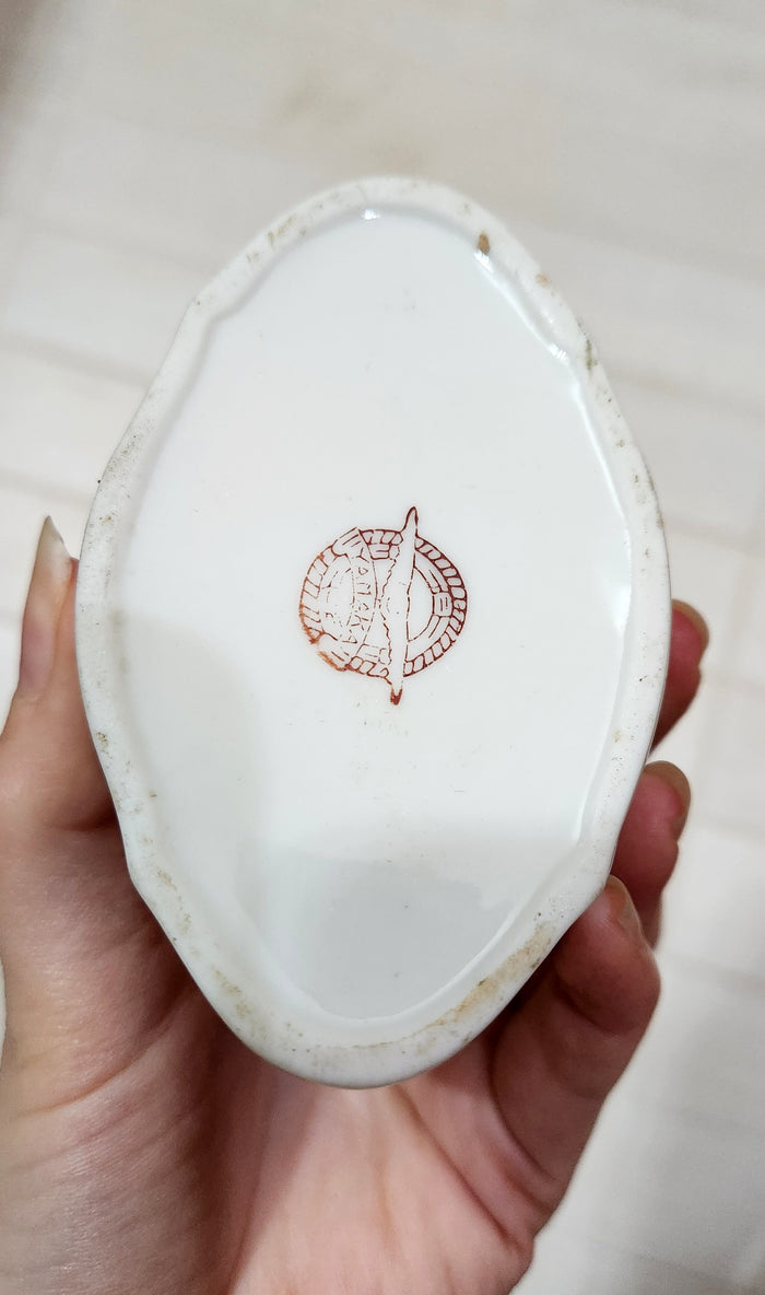 Yamatsu Japan Porcelain Oval Trinket Box